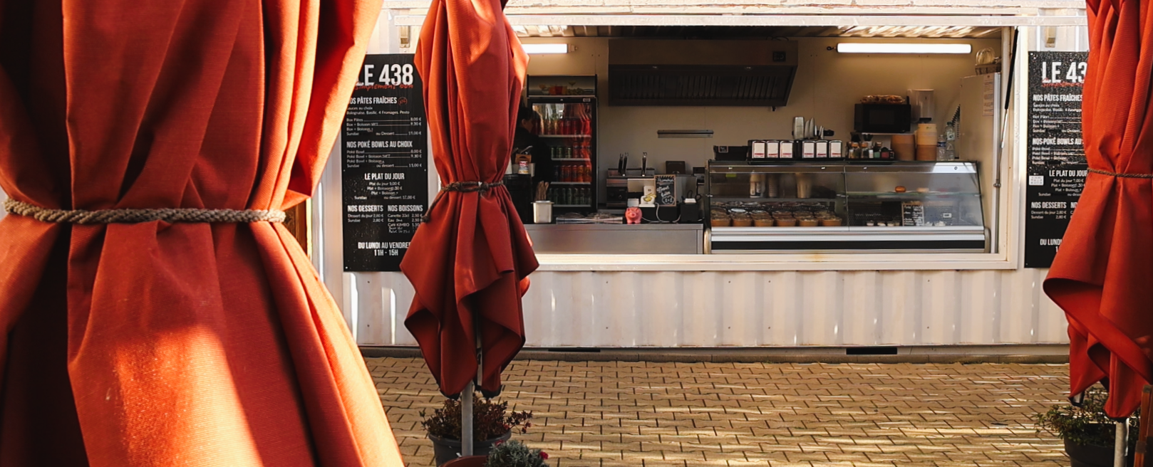 Restaurant LE 438